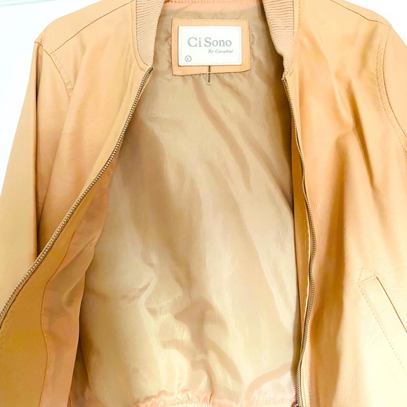 Jacket - Picture 3 of 9